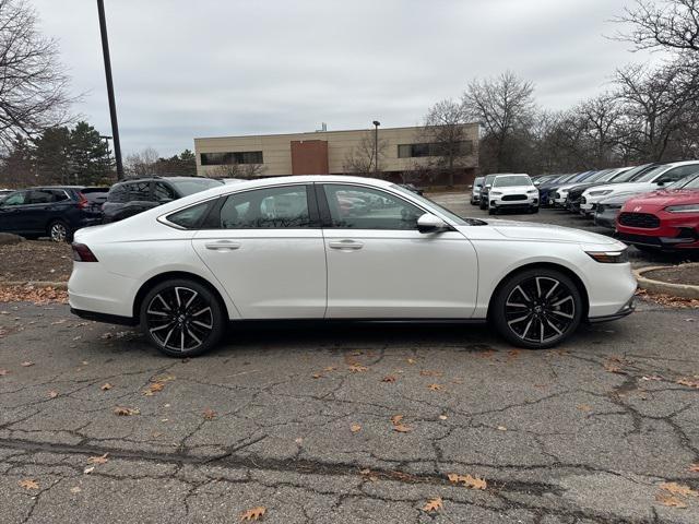 new 2025 Honda Accord Hybrid car, priced at $38,098