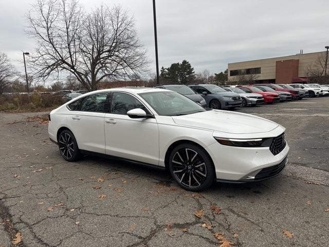 new 2025 Honda Accord Hybrid car, priced at $38,098