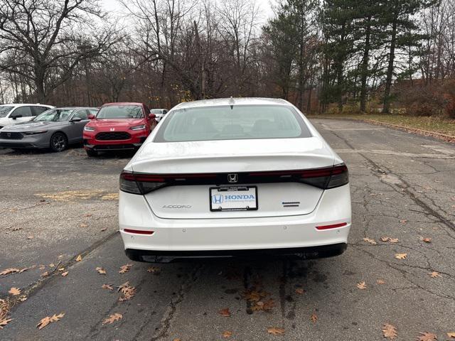 new 2025 Honda Accord Hybrid car, priced at $38,098