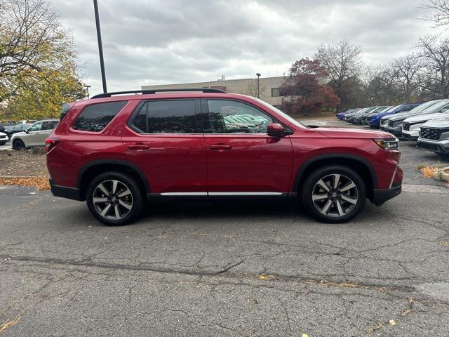 new 2025 Honda Pilot car, priced at $47,704