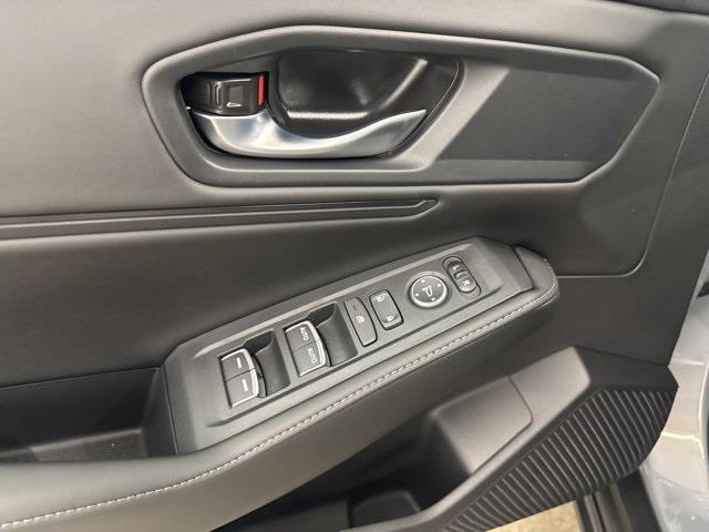 new 2025 Honda Accord Hybrid car, priced at $33,800