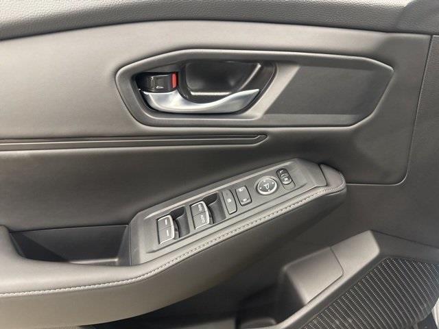 new 2025 Honda Accord Hybrid car, priced at $33,400