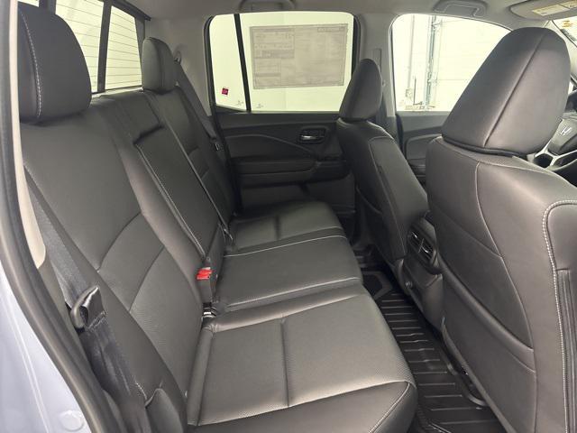 new 2025 Honda Ridgeline car, priced at $44,185
