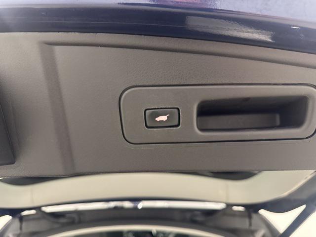 used 2020 Acura MDX car, priced at $20,000