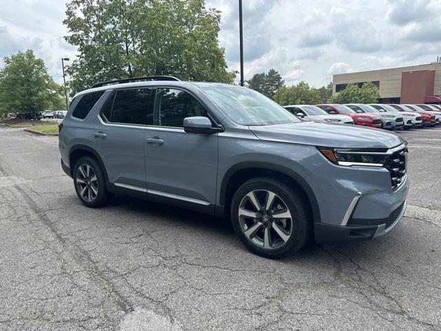 new 2025 Honda Pilot car, priced at $50,785