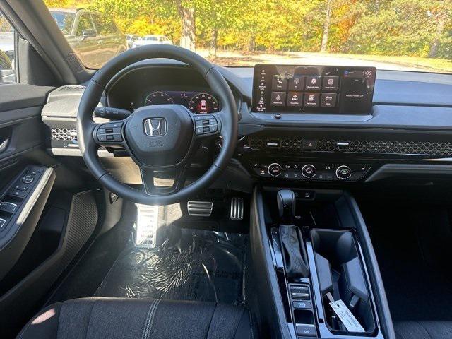new 2025 Honda Accord Hybrid car, priced at $33,756