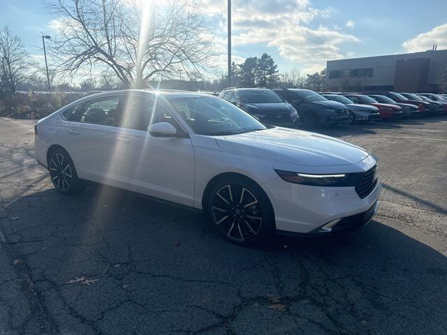 new 2025 Honda Accord Hybrid car, priced at $38,099