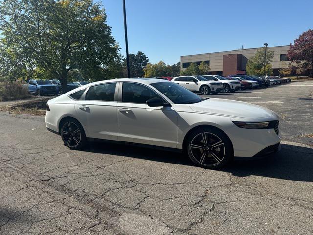 new 2025 Honda Accord Hybrid car, priced at $33,700