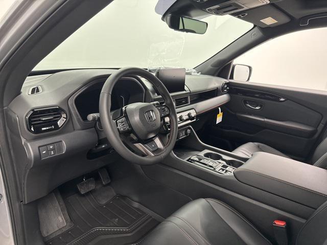 new 2025 Honda Pilot car, priced at $48,450