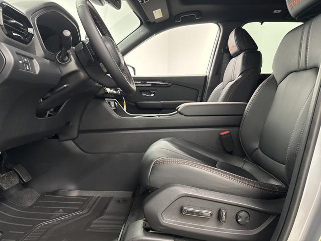 new 2025 Honda Pilot car, priced at $48,450