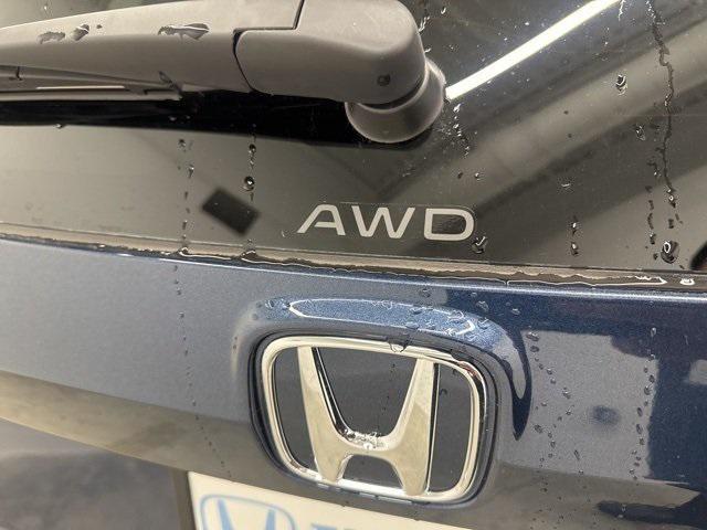 new 2026 Honda CR-V Hybrid car, priced at $39,775