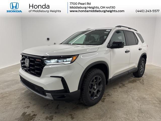 new 2025 Honda Pilot car, priced at $48,450