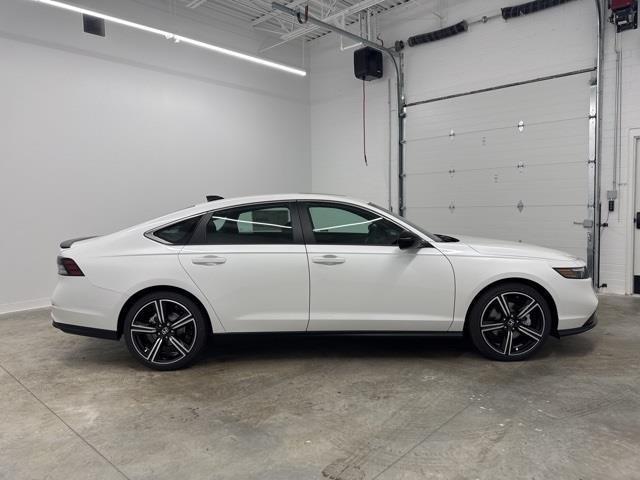 new 2025 Honda Accord Hybrid car, priced at $33,760