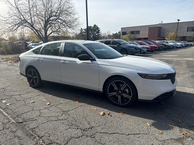 new 2025 Honda Accord Hybrid car, priced at $33,701