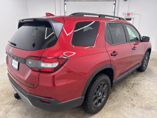 new 2025 Honda Pilot car, priced at $47,230