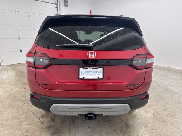 new 2025 Honda Pilot car, priced at $47,230