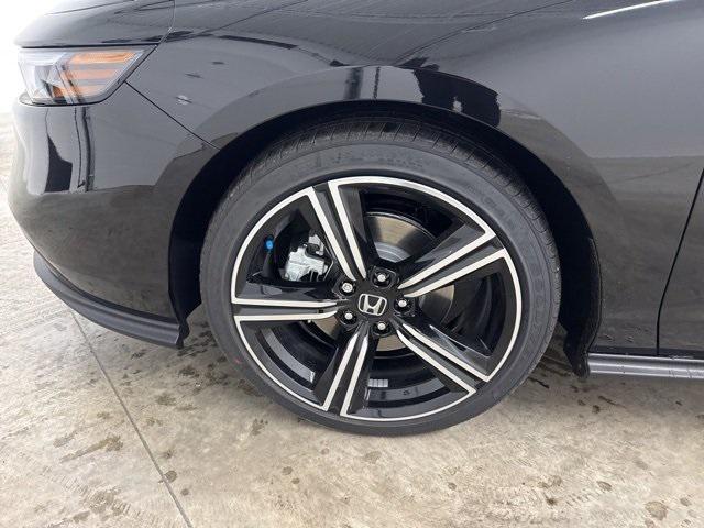 new 2025 Honda Accord Hybrid car, priced at $33,450