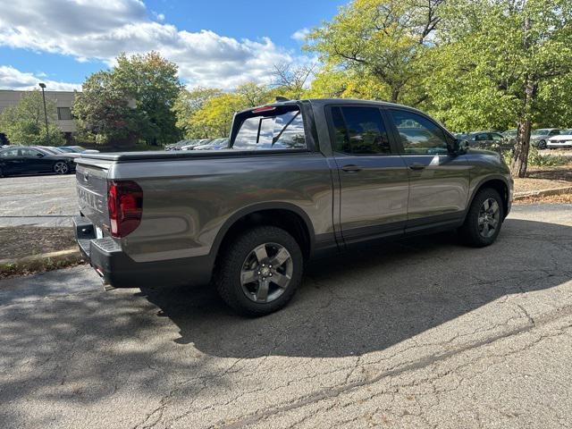 new 2025 Honda Ridgeline car, priced at $45,442