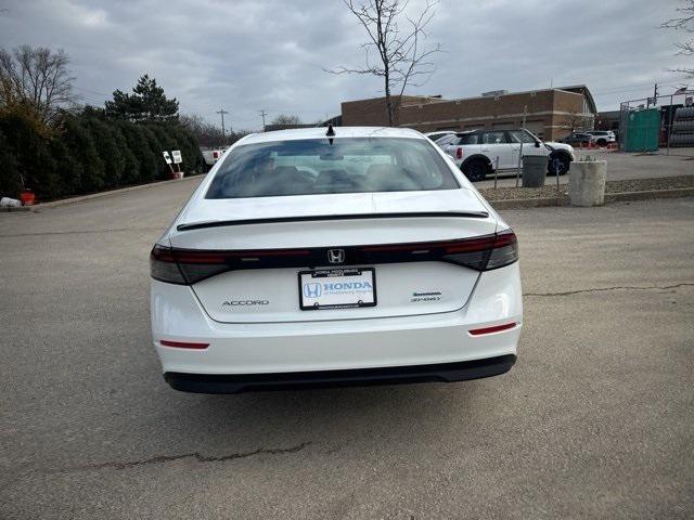 new 2025 Honda Accord Hybrid car, priced at $33,756