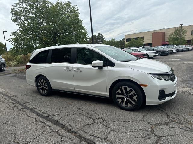 new 2025 Honda Odyssey car, priced at $41,243