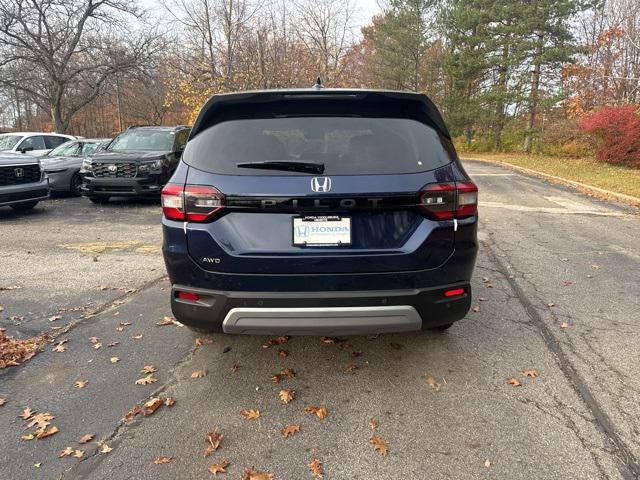 new 2025 Honda Pilot car, priced at $44,940