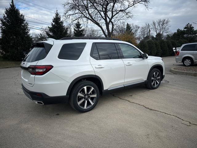 new 2025 Honda Pilot car