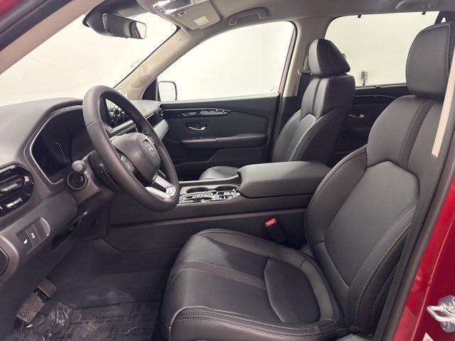 new 2025 Honda Pilot car, priced at $44,950