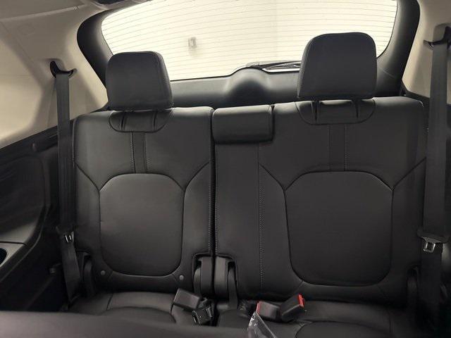 new 2025 Honda Pilot car, priced at $44,950