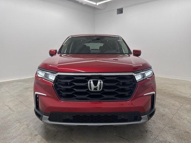 new 2025 Honda Pilot car, priced at $44,950