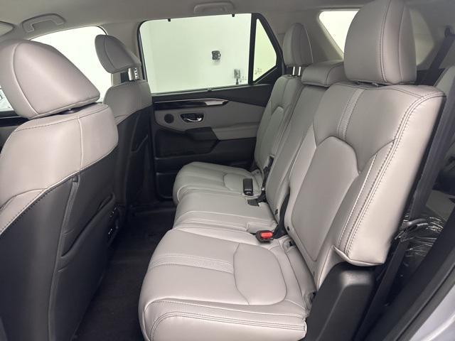 new 2025 Honda Pilot car, priced at $44,395