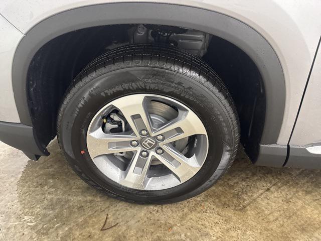 new 2025 Honda Pilot car, priced at $44,395