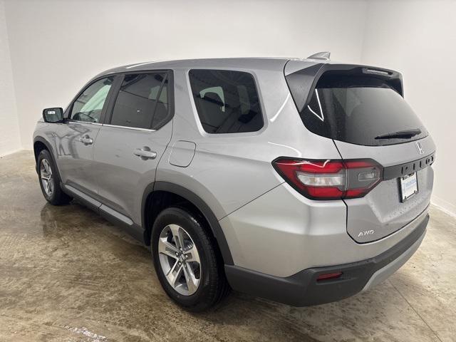 new 2025 Honda Pilot car, priced at $44,395