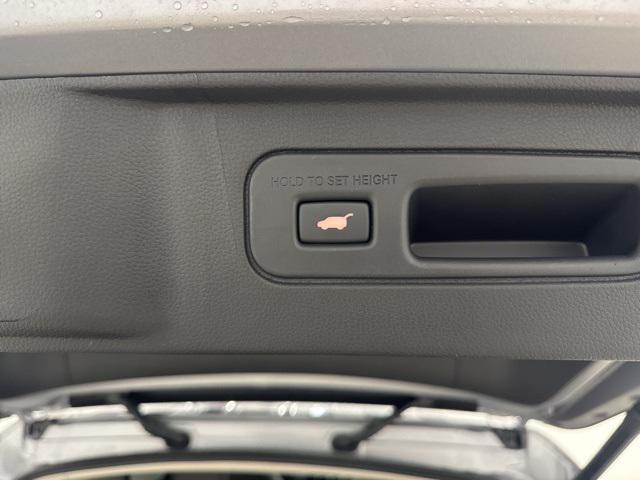 new 2025 Honda Pilot car, priced at $44,395