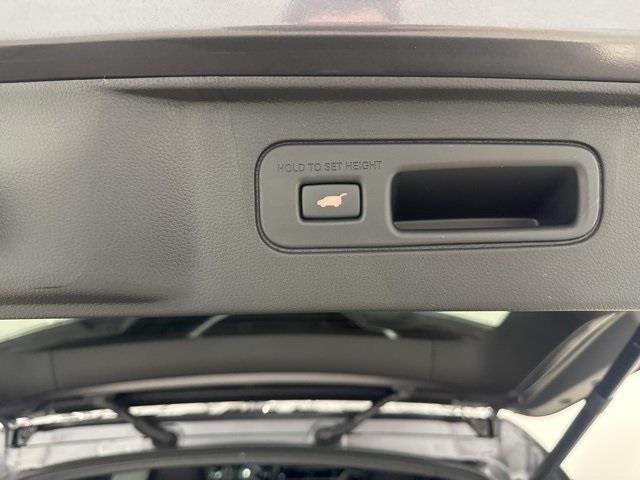 new 2025 Honda Pilot car, priced at $52,075