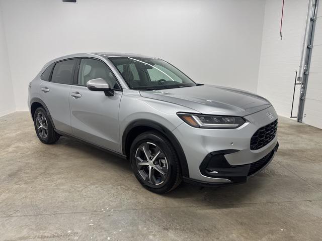 used 2025 Honda HR-V car, priced at $28,900