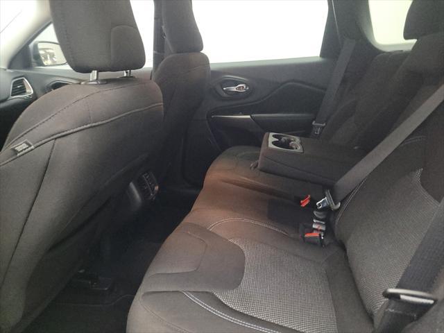 used 2020 Jeep Cherokee car, priced at $20,895
