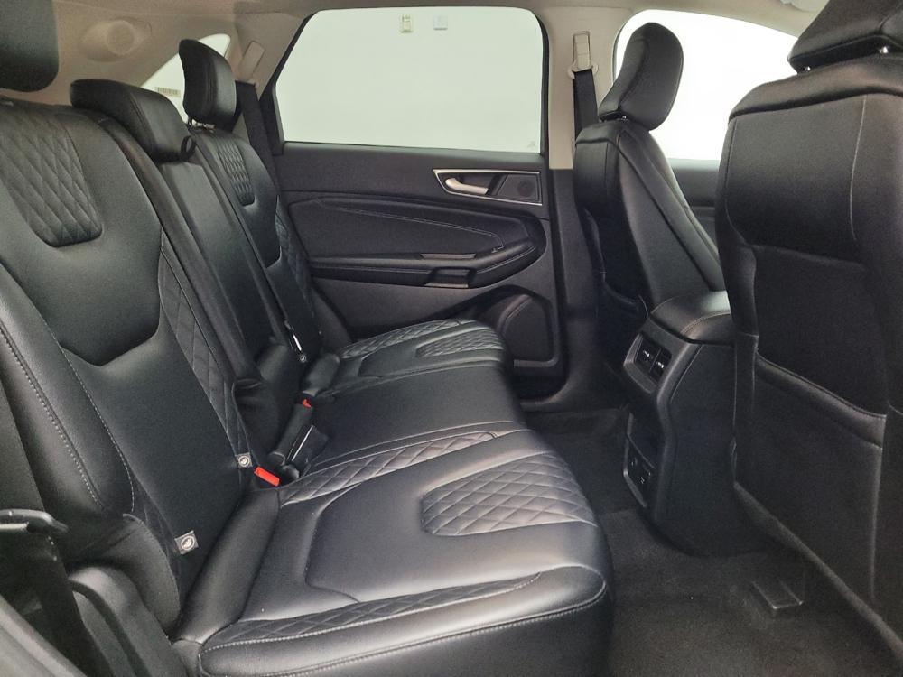 used 2024 Ford Edge car, priced at $30,895