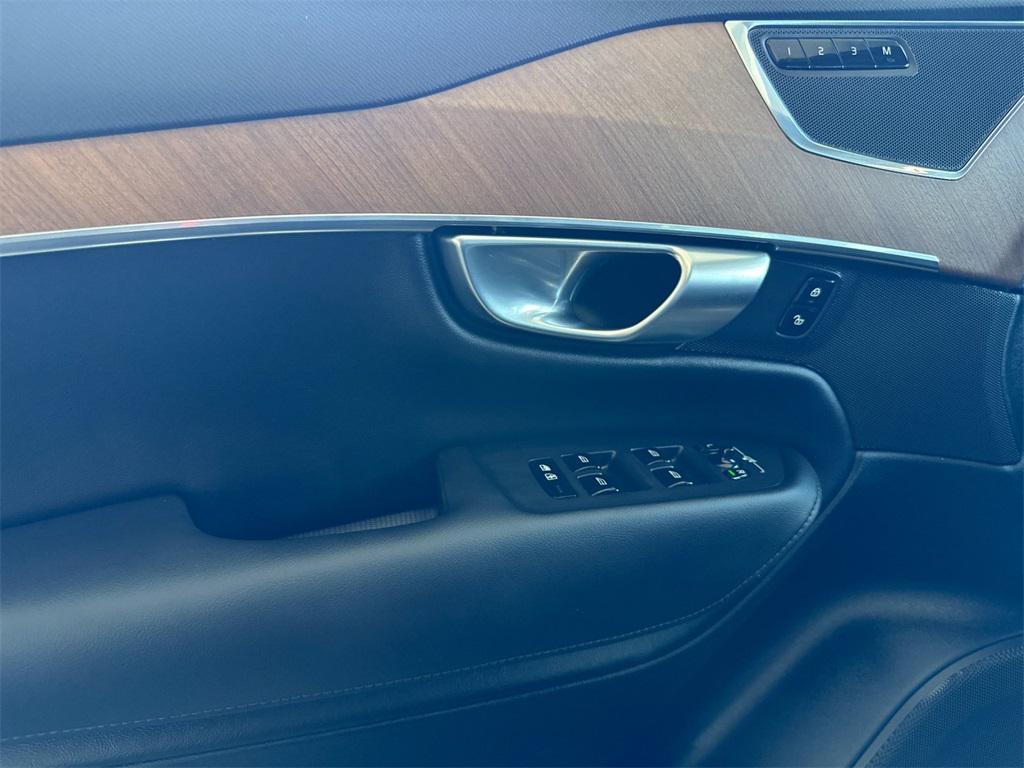 used 2024 Volvo XC90 Recharge Plug-In Hybrid car, priced at $50,792