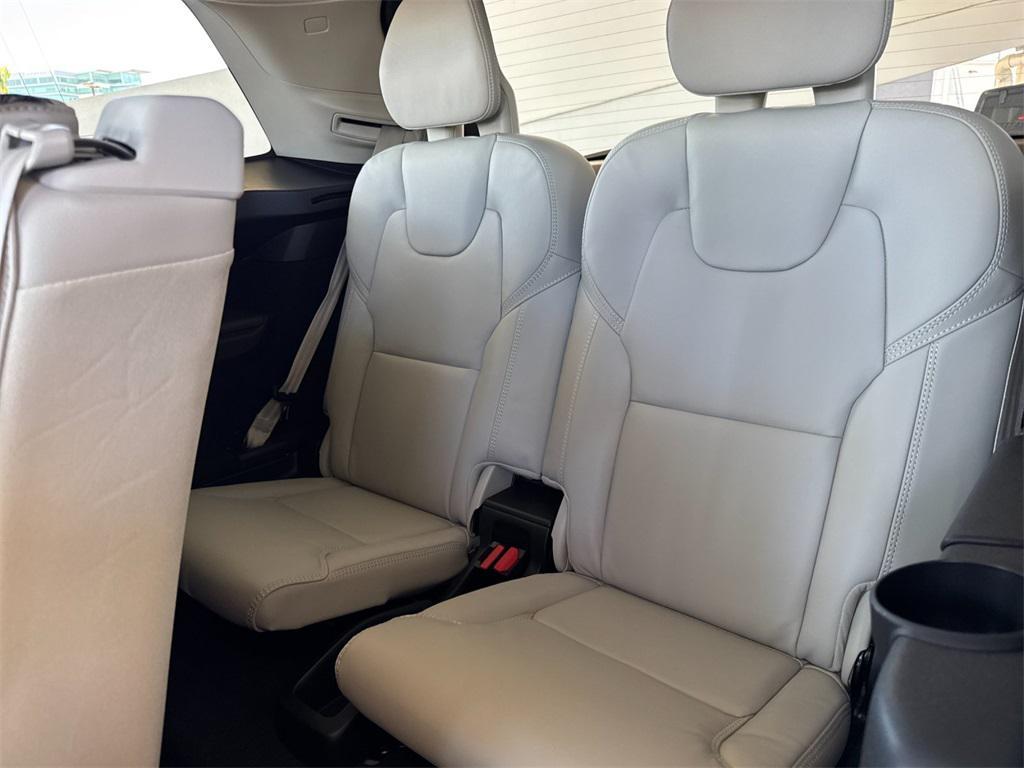 new 2026 Volvo XC90 car, priced at $75,155