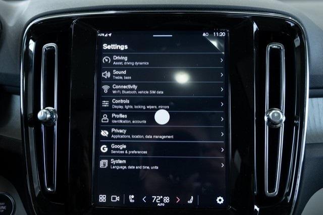 new 2025 Volvo XC40 car, priced at $50,615