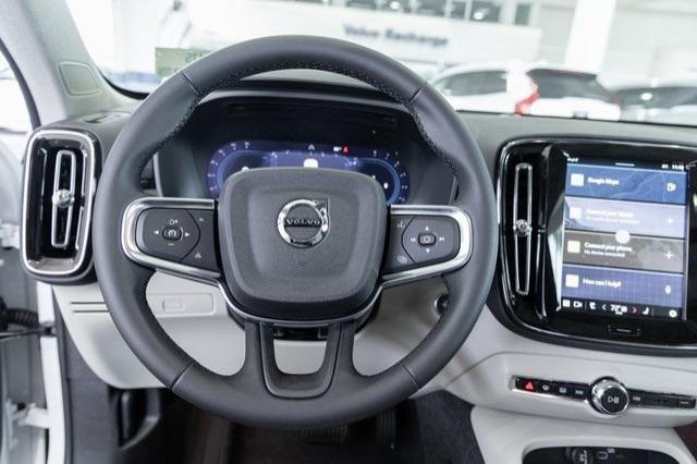 new 2025 Volvo XC40 car, priced at $50,615