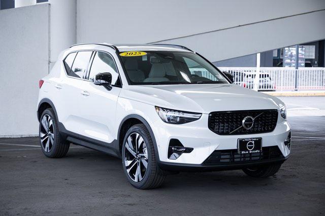 new 2025 Volvo XC40 car, priced at $50,615