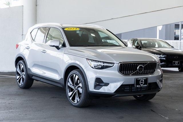 new 2024 Volvo XC40 car, priced at $50,605