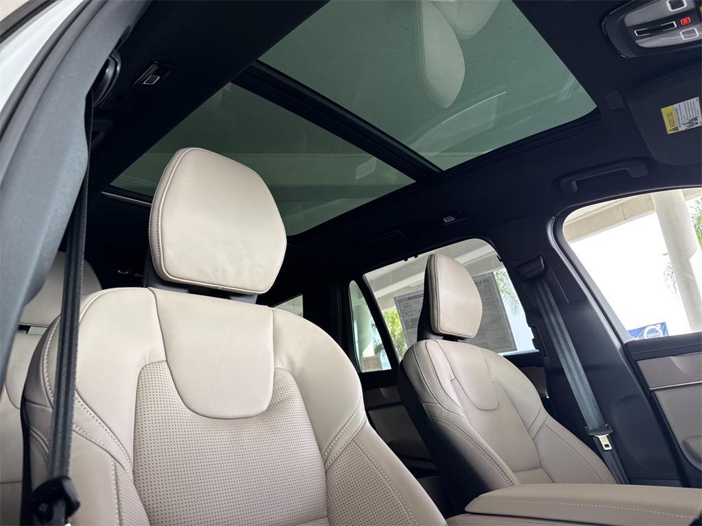 new 2026 Volvo XC90 car, priced at $75,155