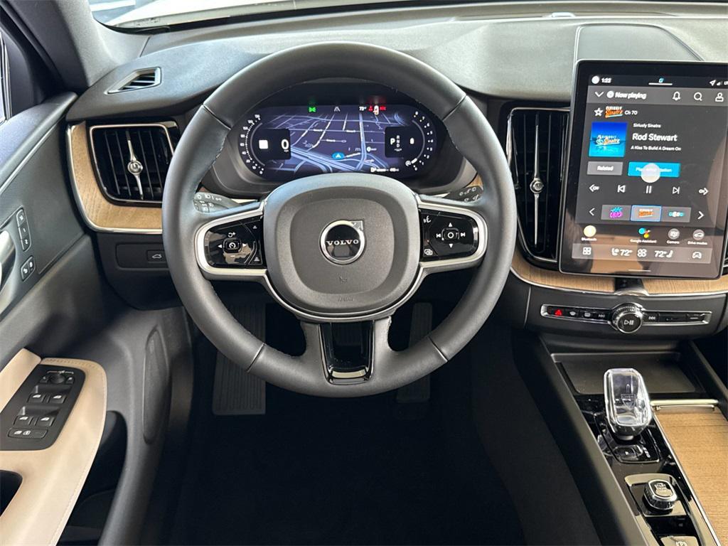 new 2026 Volvo XC60 car, priced at $58,425
