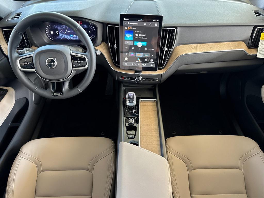 new 2026 Volvo XC60 car, priced at $58,425