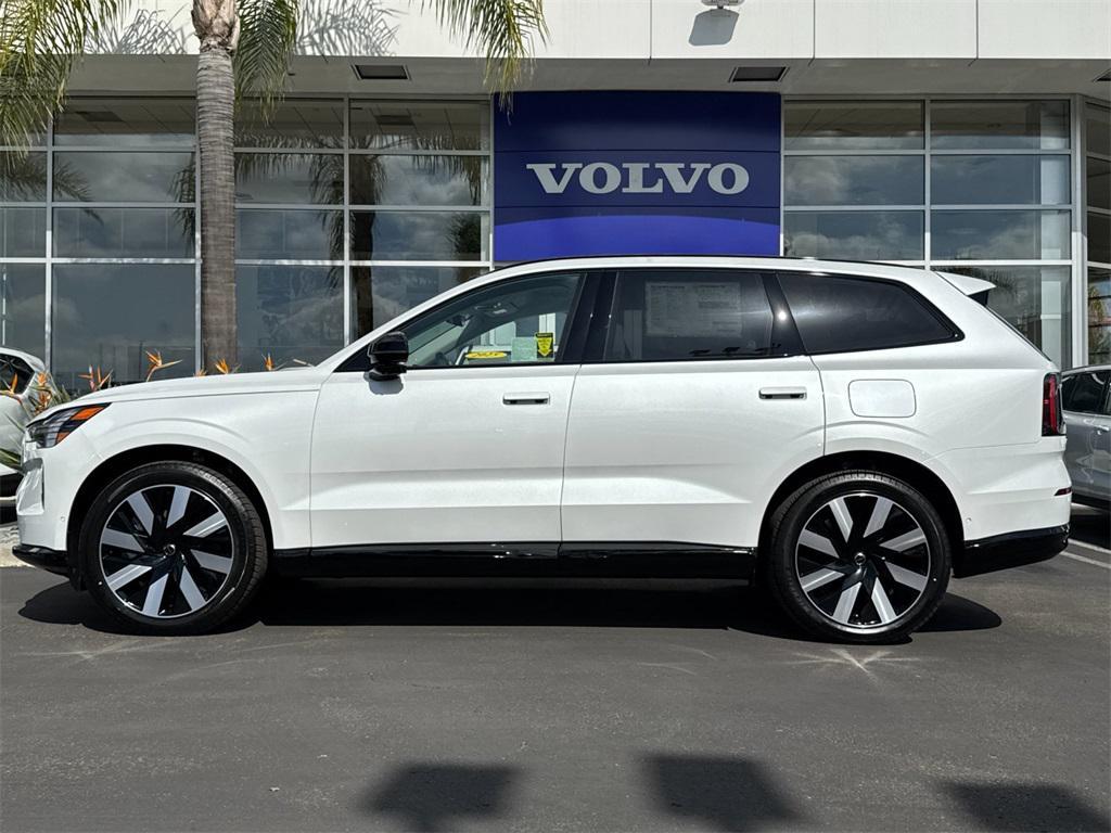 new 2025 Volvo EX90 car, priced at $86,215