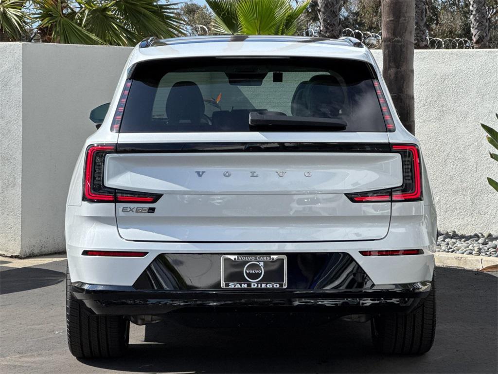 new 2025 Volvo EX90 car, priced at $86,215