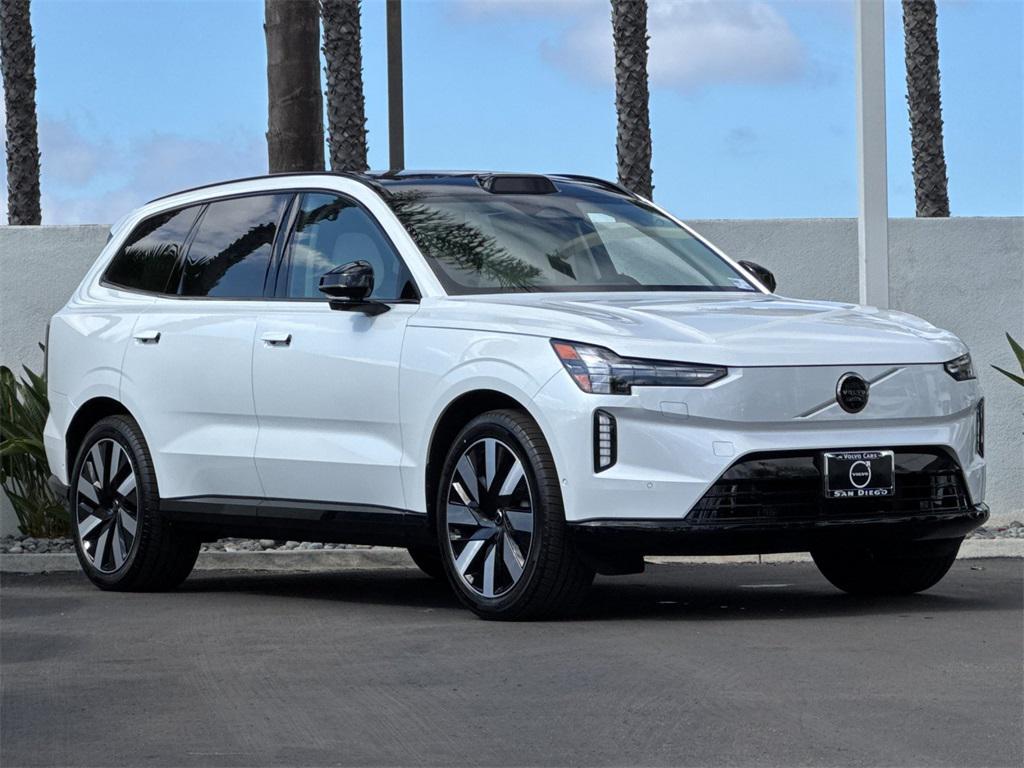 new 2025 Volvo EX90 car, priced at $86,215