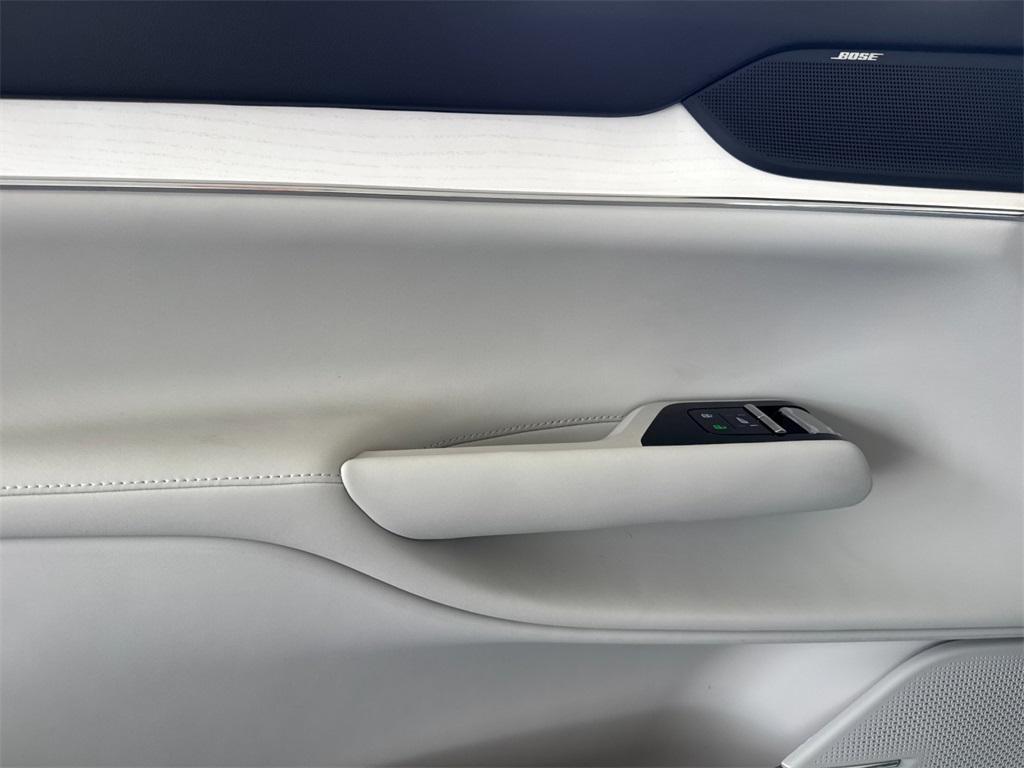 new 2025 Volvo EX90 car, priced at $86,215